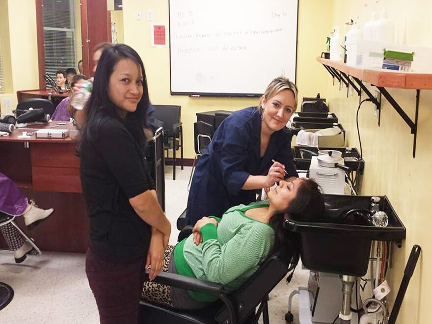 10 escuelas de cosmetología en NJ 2023