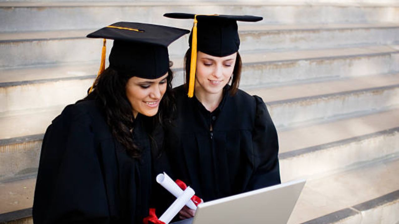 6 Month Bachelor Degree Online in 2024